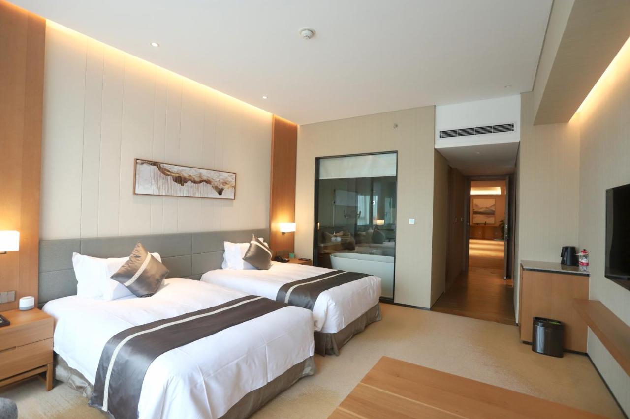 Yuyao Bright Hotel Exterior photo