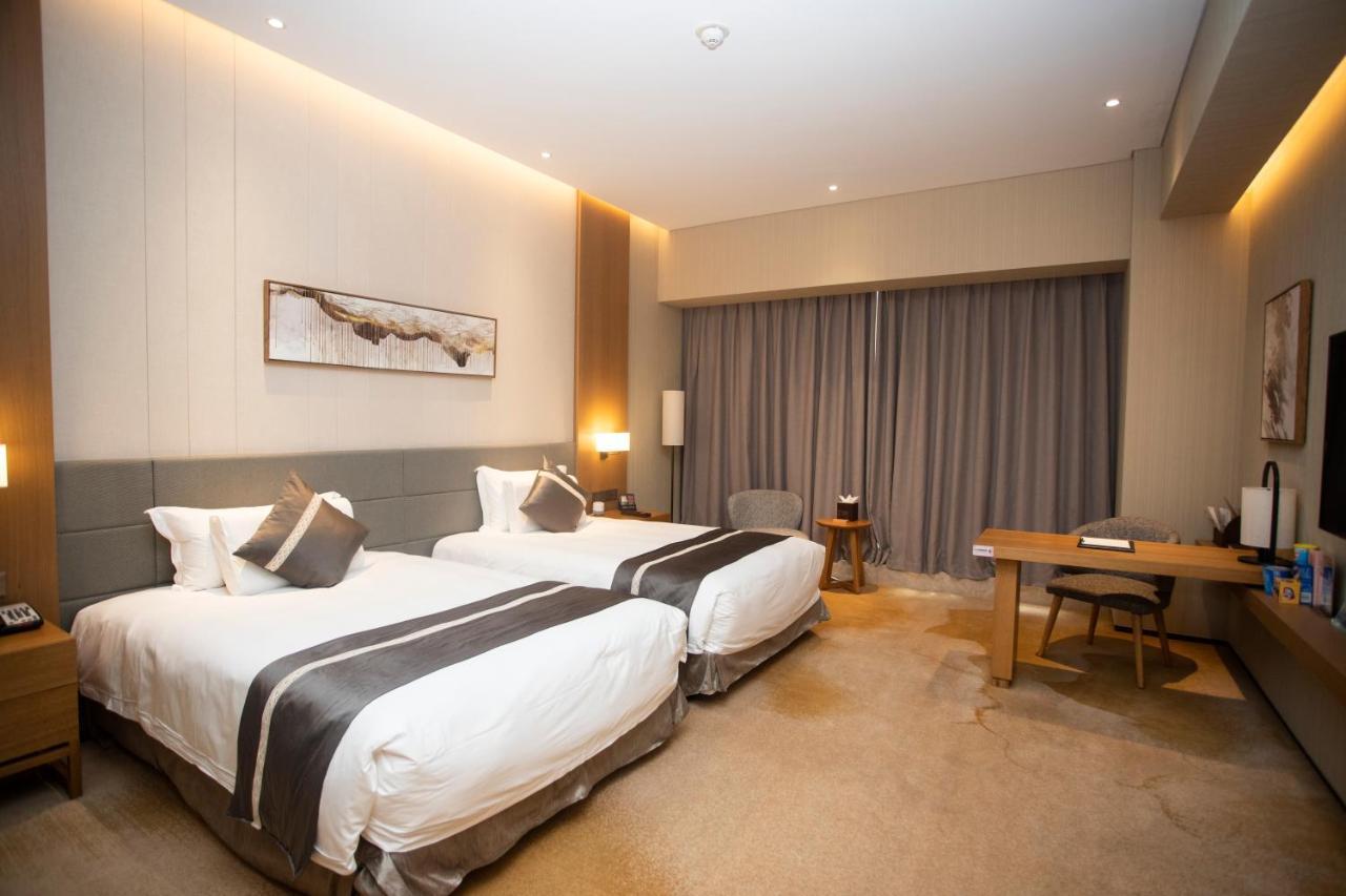 Yuyao Bright Hotel Exterior photo